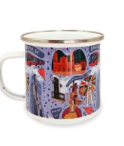 Mug de peltre esmaltado de 300 ml. Un clásico colombiano ideal para bebidas calientes o frías, con un diseño inspirado en Bogotá, Colombia