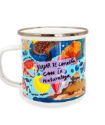 Mug de peltre esmaltado de 300 ml. Un clásico colombiano ideal para bebidas calientes o frías, con un diseño inspirado en el mar Caribe de Colombia