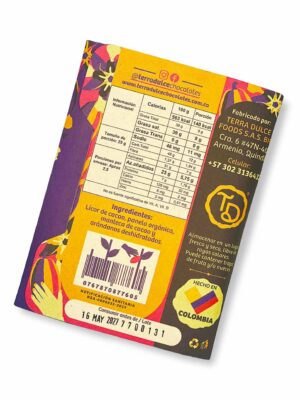 Barra de Chocolate Oscuro Artesanal con Arándanos 2